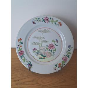 Compagnie Des Indes Plate, Famille Rose, China, 18th Century.