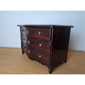 Master's Chest Of Drawers, Varnished Wood, Late 18th/early 19th Century. 