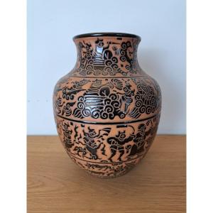 Viet Nam, Vase, Bien Hoa, 20th Century. 