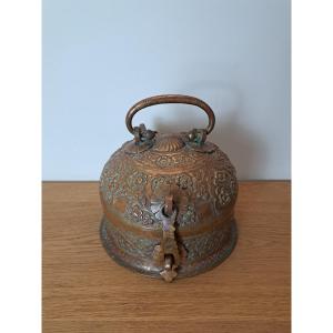 India, Travel Condiment Box, Embossed And Chiseled Copper, 19th Century. 