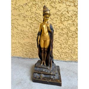 Bronze Sculpture Depicting A Woman, Signed By M. Guiraud-riviere