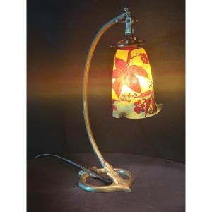 Art Nouveau Tulip Lamp Muller Lunéville.
