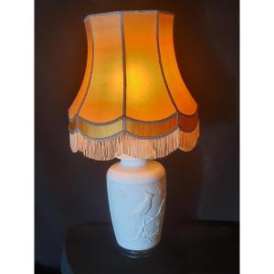 Chinese-style Porcelain Lamp. 