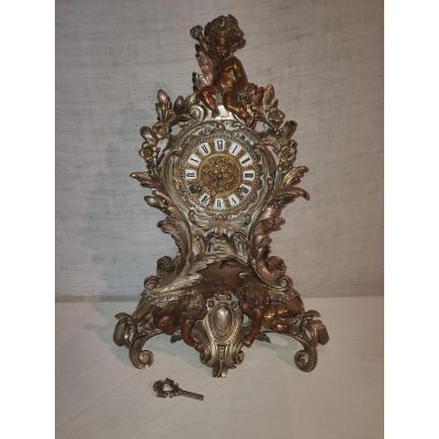 Rocaille Pendulum With Children