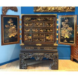 Japanese Lacquer Cabinet 