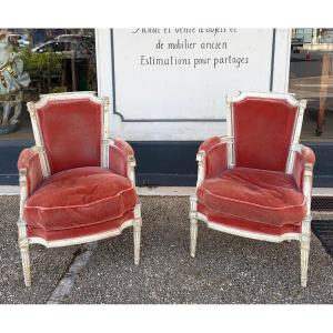 Pair Of 18th-century Bergère Chairs With Detached Columns