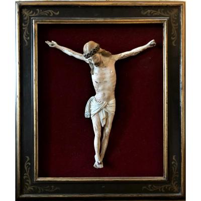 Christ In Carved Wood Haute Epoque, Spain.