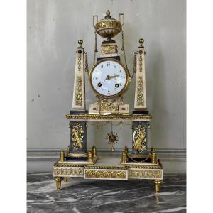 Louis XVI Portico Clock In Marble And Gilt Bronze, Eighteenth Century