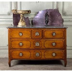 Transitional Cherrywood Chest Of Drawers, 18th Century