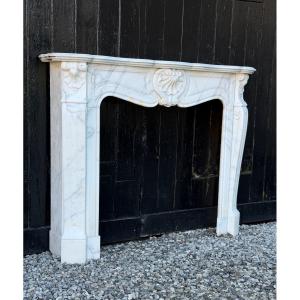 Louis XV Style Fireplace In Carrara Marble, Circa 1900