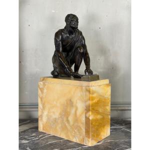 l'Arrotino, Crouching Figure Sharpening A Blade, Neoclassical Bronze, Late 19th Century
