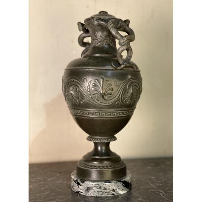 Bronze Snake Vase Green Patina In The Taste Of The Antique