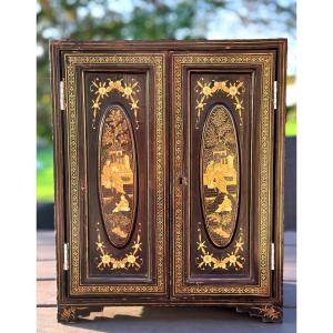 Cabinet En Laque Noire XIXème