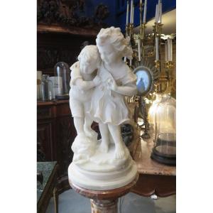 Old Late 19th Century Alabaster Statue Of Two Children In Love At The Ford