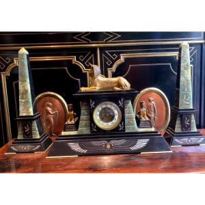 Egyptian Pendulum And Obelisks Garnish 19th Century Onyx Marble And Bronze Sphinx Pyramid