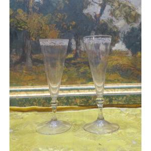 Pair Of 18th Century Blown Glass Flutes With Engraved Flower Crown Decor 