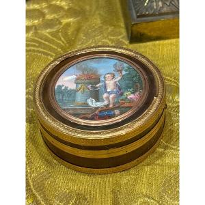 Rare Gold And Blonde Tortoiseshell Box, Late 18th Century Miniature Of Cupid In A Park, Doves