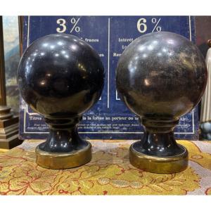 Rare Pair Of Large 19th Century Black Marble Stair Balls Mounted On Brass