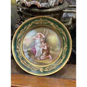 Sèvres 19th Century Porcelain Plate Bordered With Gold Rocaille Highlights Romantic Scene