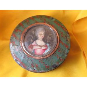 Round Fly Box Eighteenth Century Lxvi Miniature In Medallion Portrait D Elegant Box