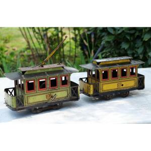 Antique Tin Toy Lithographed Mechanical Tram Complete + Charles Rossignol Wagon Huh24jou002