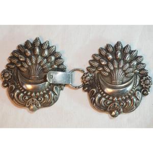 Officer's Buckle - Cape - Silver Engraved Chiseled Sheaves Wheat Flowers Hallmark Minerva Nineteenth