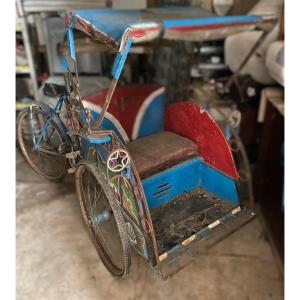 Rare Vintage Indonesian Tuk-tuk With Superb Decoration