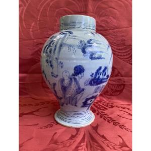 Nevers Vase With Chinese-inspired Decoration