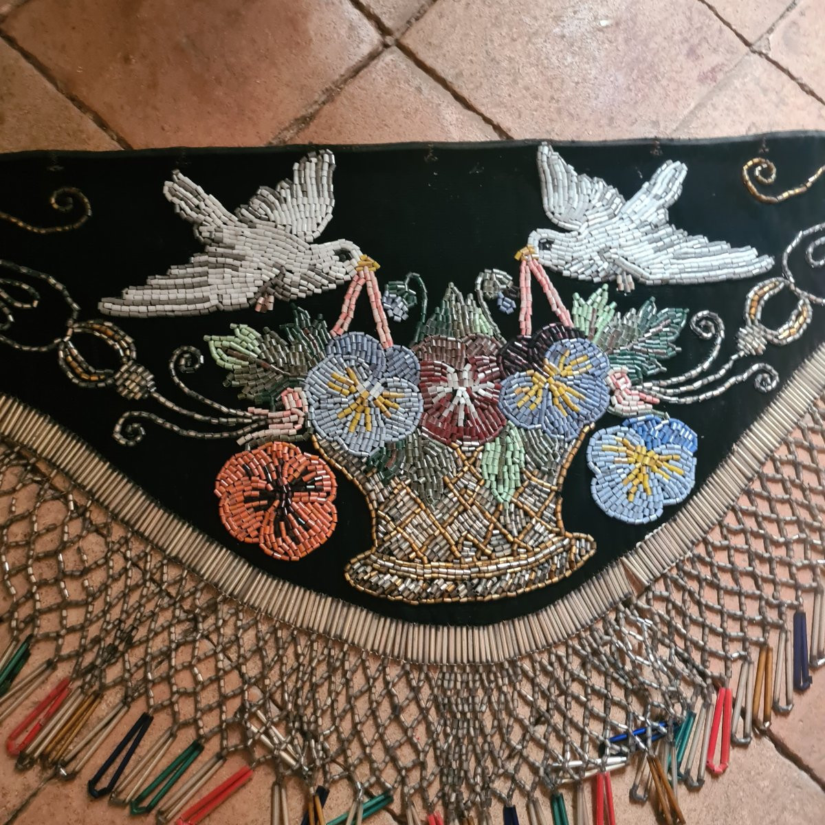 Decorazione per cavallo ricamata con perline di vetro-photo-2