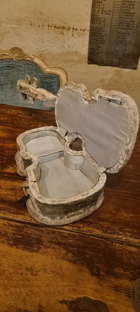 Antico scatola in veluto con carillon-photo-3