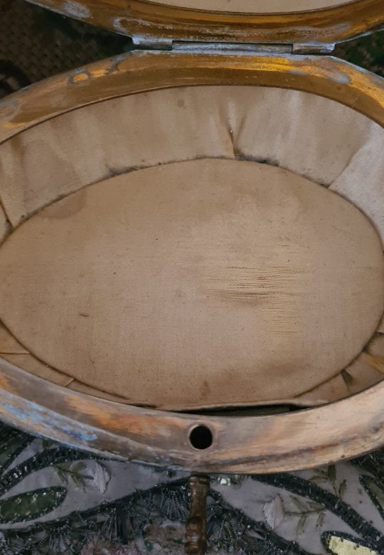 Scatola in forma d'uovo in bronzo-photo-1
