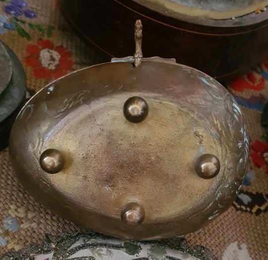 Scatola in forma d'uovo in bronzo-photo-2