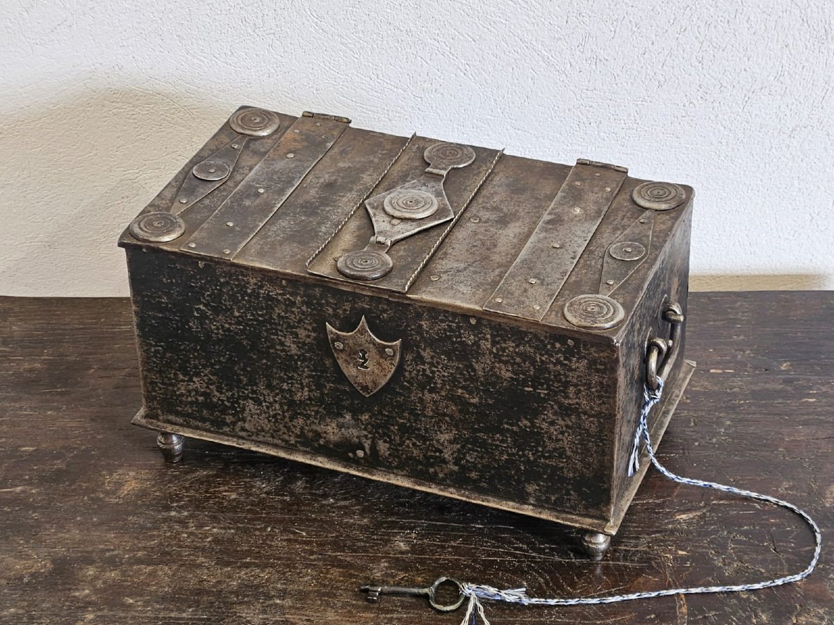 Scrigno / Cassaforte portatile da mercante – XVIII secolo – ferro battuto-photo-7