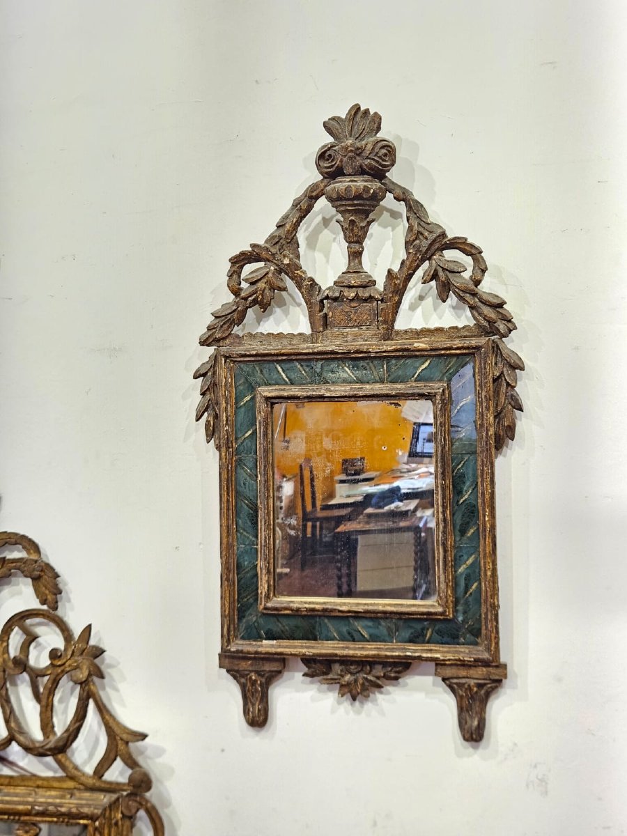 Specchiera dorata a mecca con inserti in vetro verde – XVIII secolo-photo-3