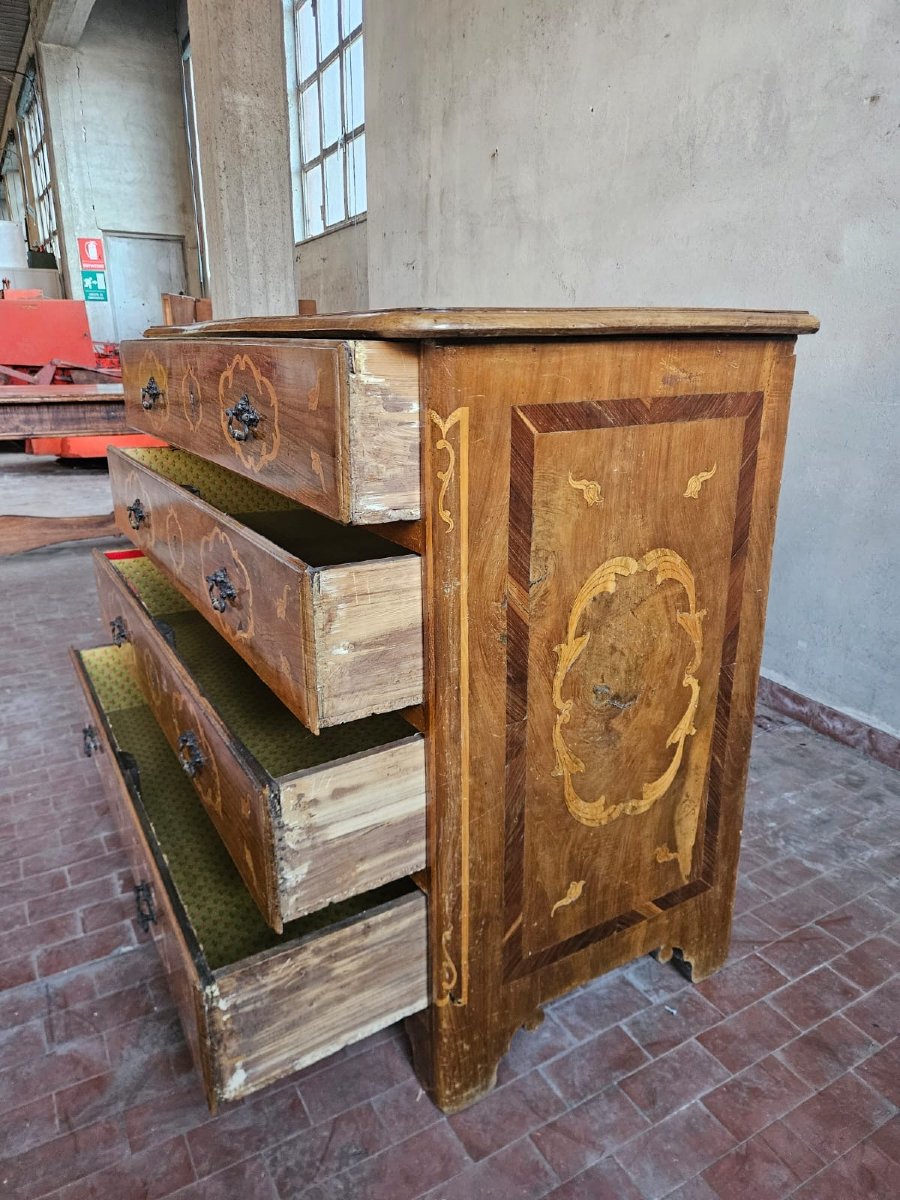 Cassettone intarsiato in noce – XVIII secolo, Piemonte-photo-2