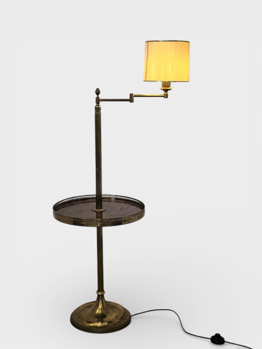 Tavolino da lettura con lampada integrata, XX secolo