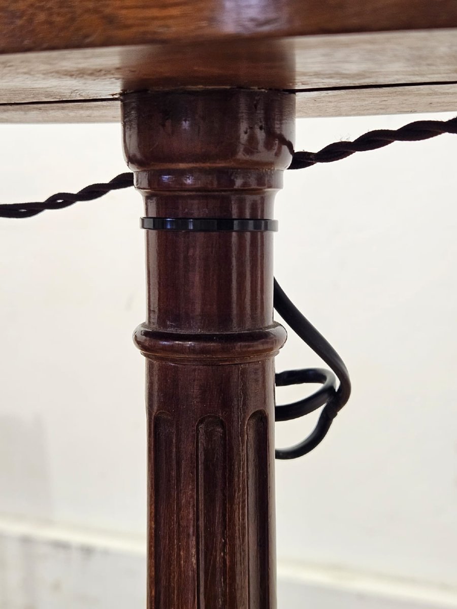 Lampada da terra con tavolino integrato, XX secolo-photo-1