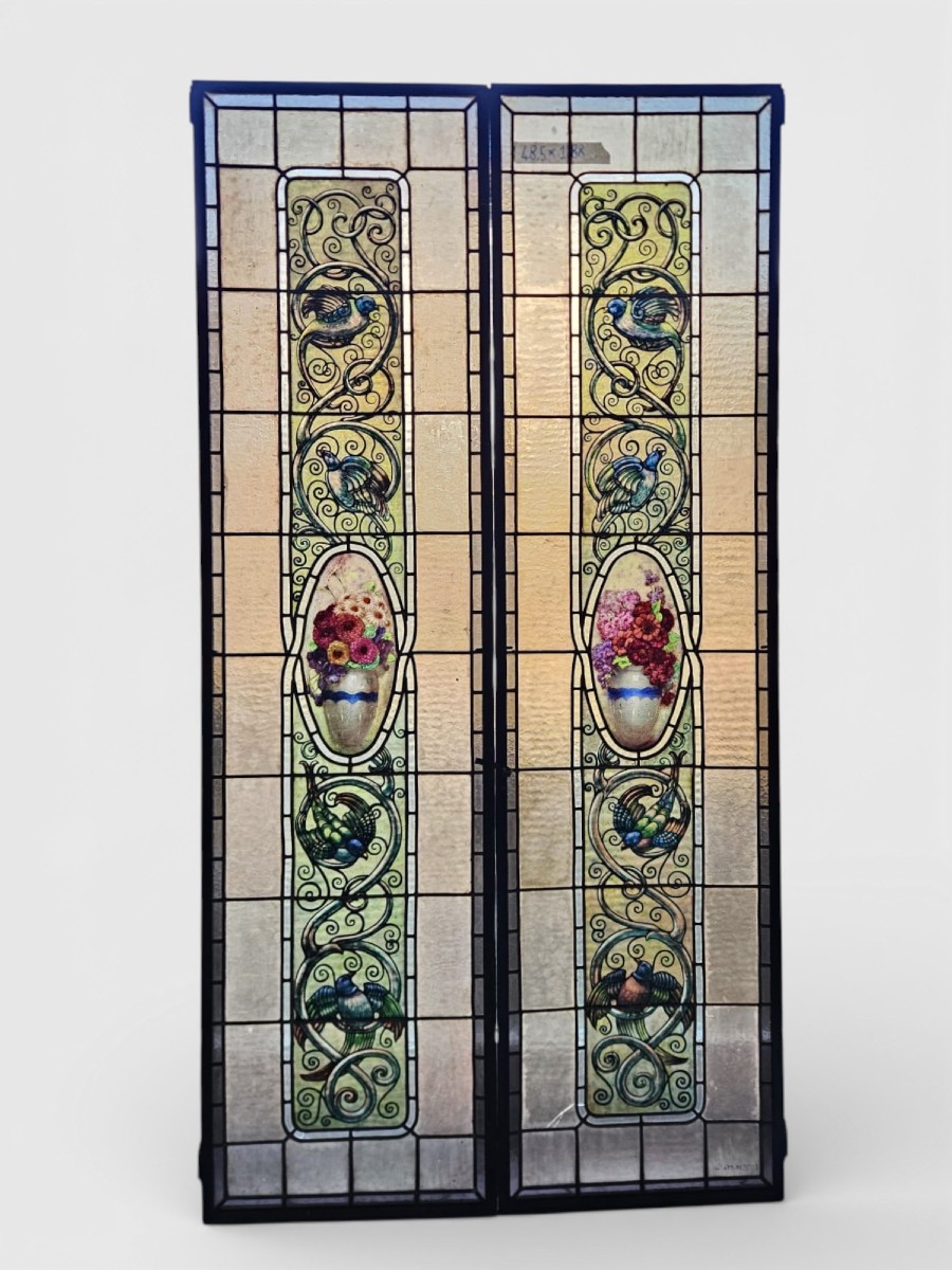 Coppia di vetrate cattedrale rilegate al piombo primo 900 - 188 cm x 48,5 cm.