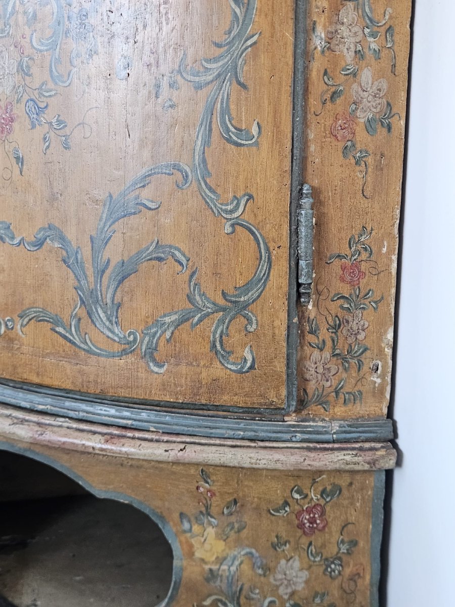 Cantonale genovese Luigi XV laccato e dipinto – metà XVIII secolo-photo-6