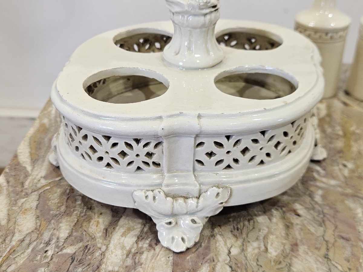 Portaolio in ceramica smaltata bianca con figura femminile – Prima metà del XIX-photo-2