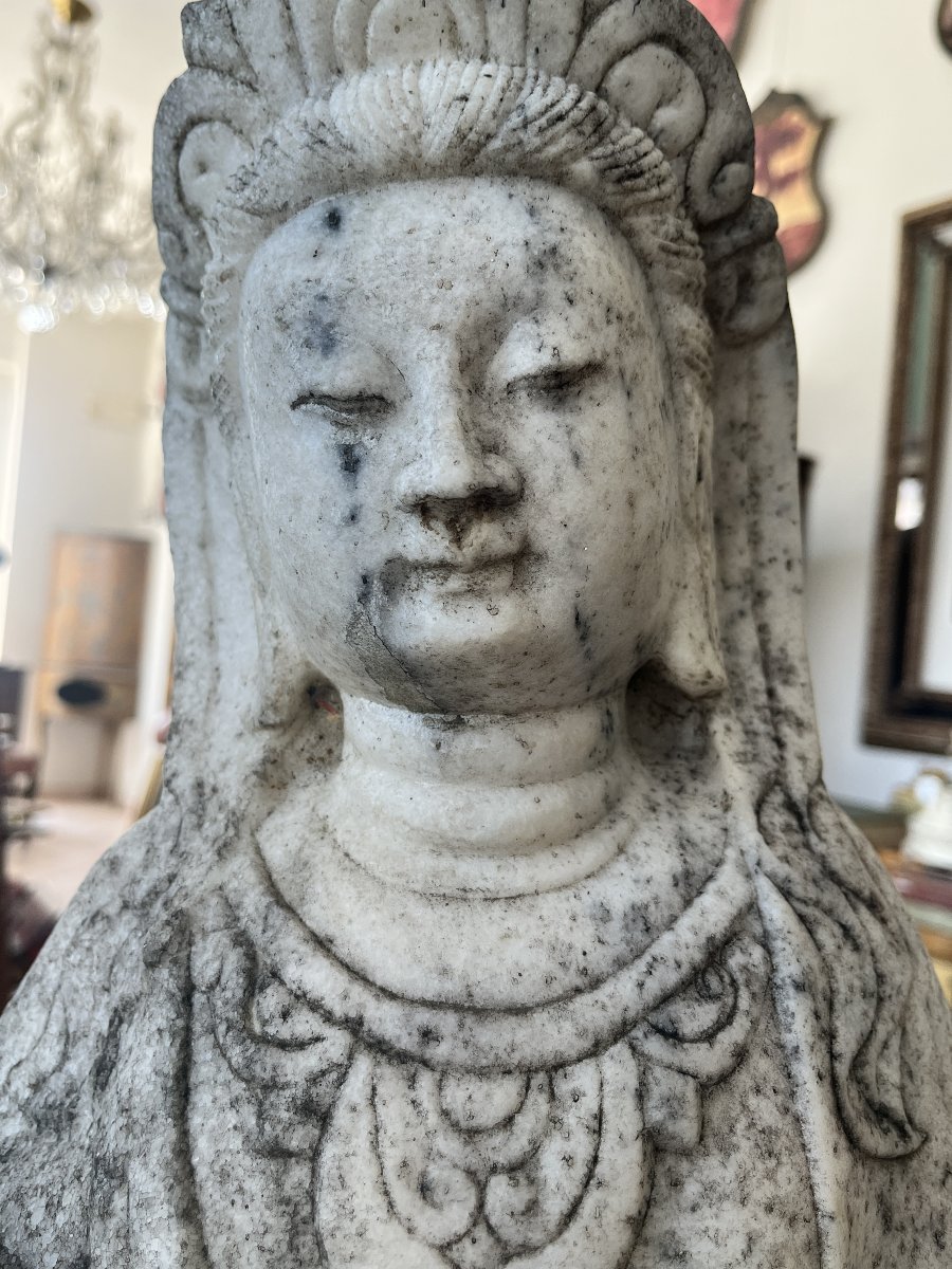Scultura in marmo bianco raffigurante Guanyin – Prima metà del XX secolo-photo-3