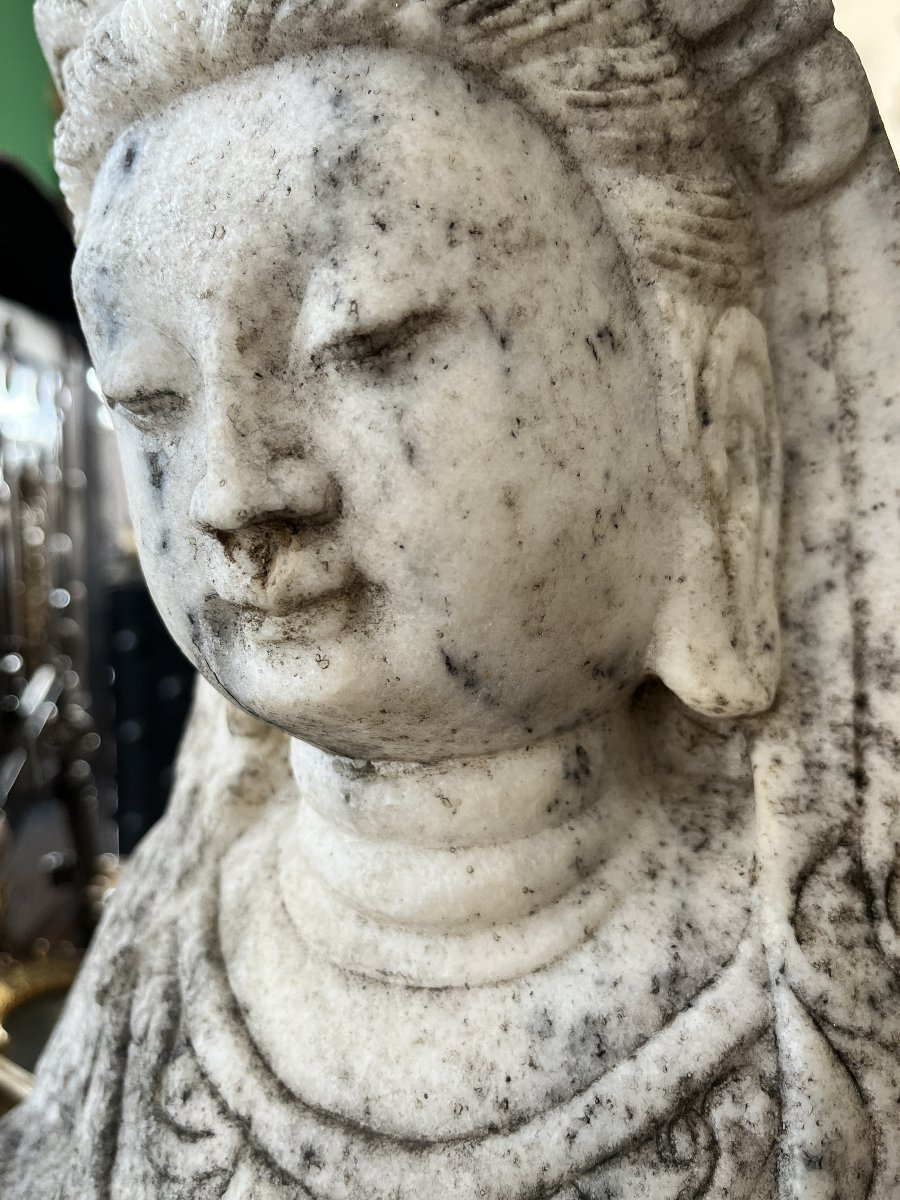 Scultura in marmo bianco raffigurante Guanyin – Prima metà del XX secolo-photo-6