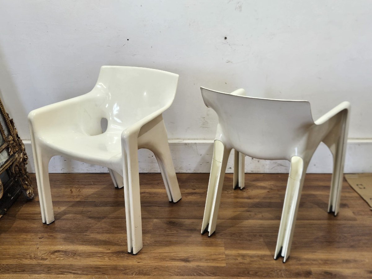 Coppia di sedie "Gaudì" di Vico Magistretti per Artemide – Anni '70-photo-1