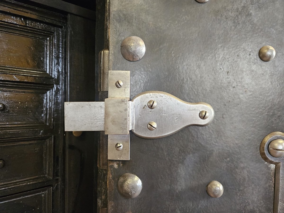 Cassaforte lombarda borchiata – Primi anni del XIX secolo.-photo-1