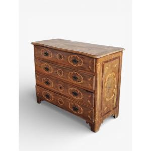 Cassettone intarsiato in noce – XVIII secolo, Piemonte