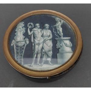 A Box A Turtle Shell. Painting.18 Centuries.