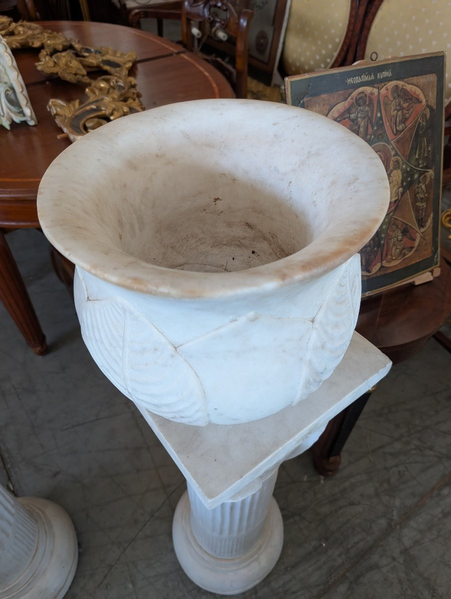 Coppia di colonne con vaso in marmo bianco – primi anni del Novecento-photo-2