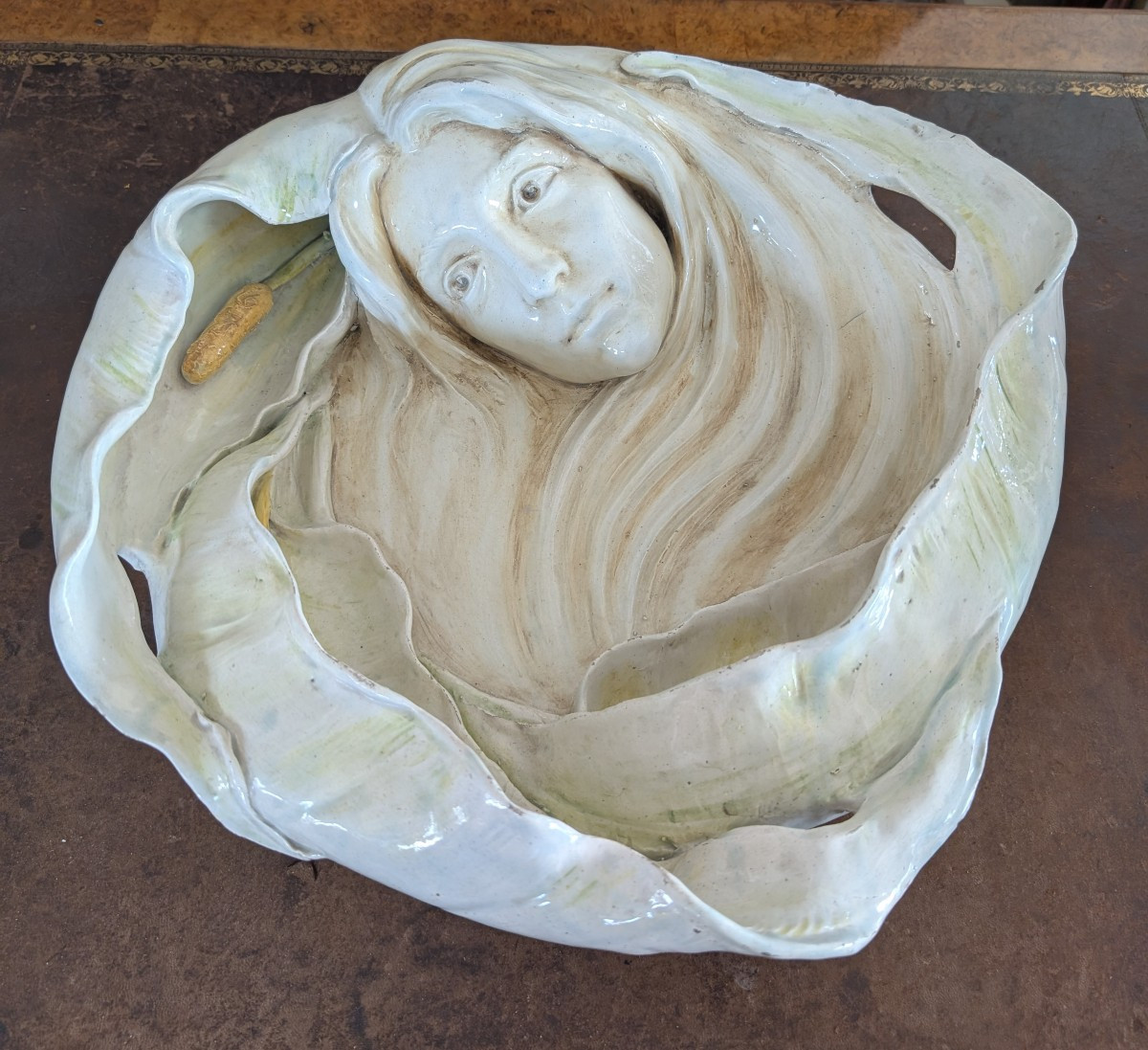 Grande centro tavola / parete Art Nouveau in ceramica smaltata – Manifattura Quaglino Poggi, Al