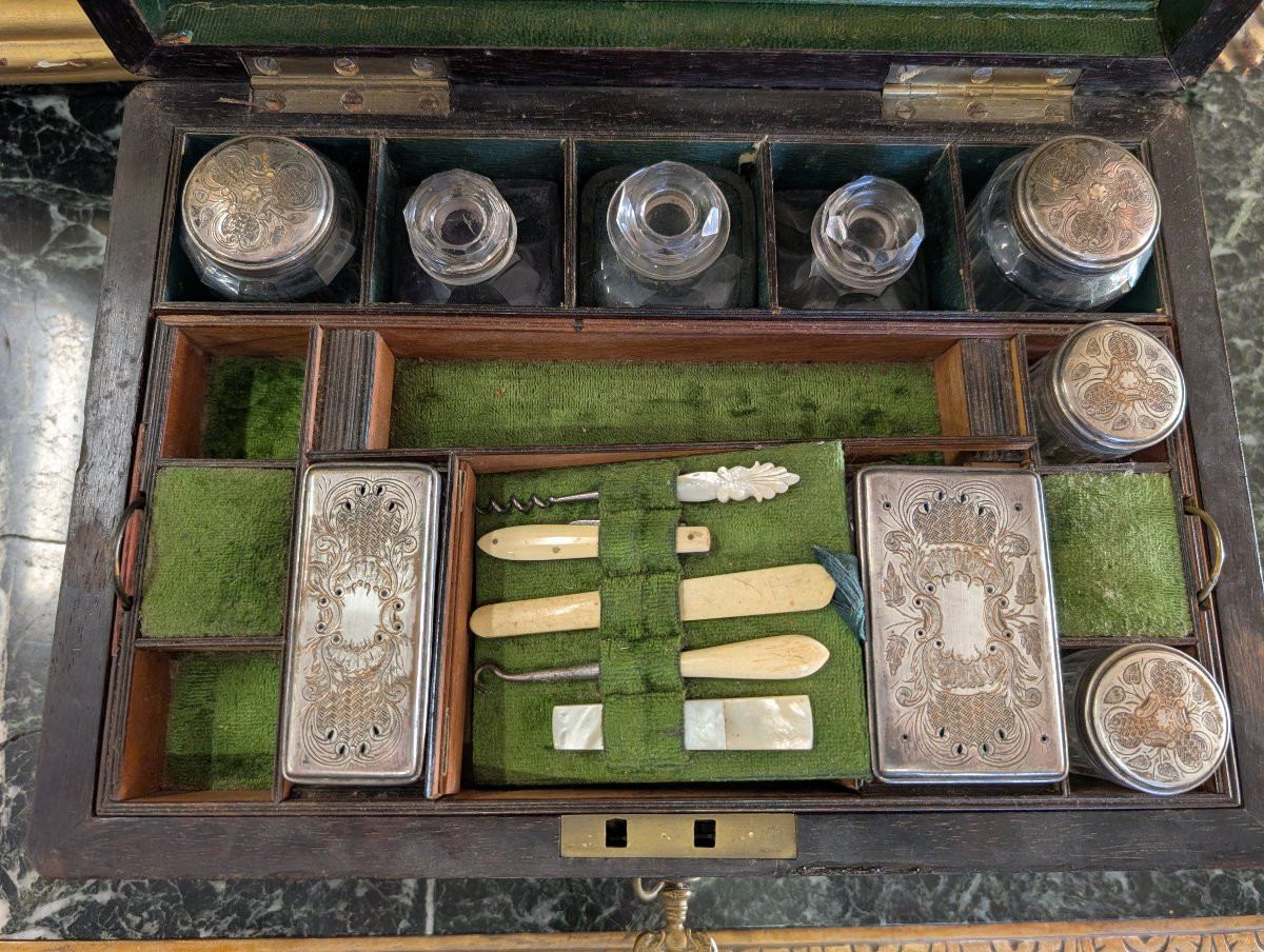 Elegante Scatola da Signora in Palissandro – XIX Secolo-photo-1