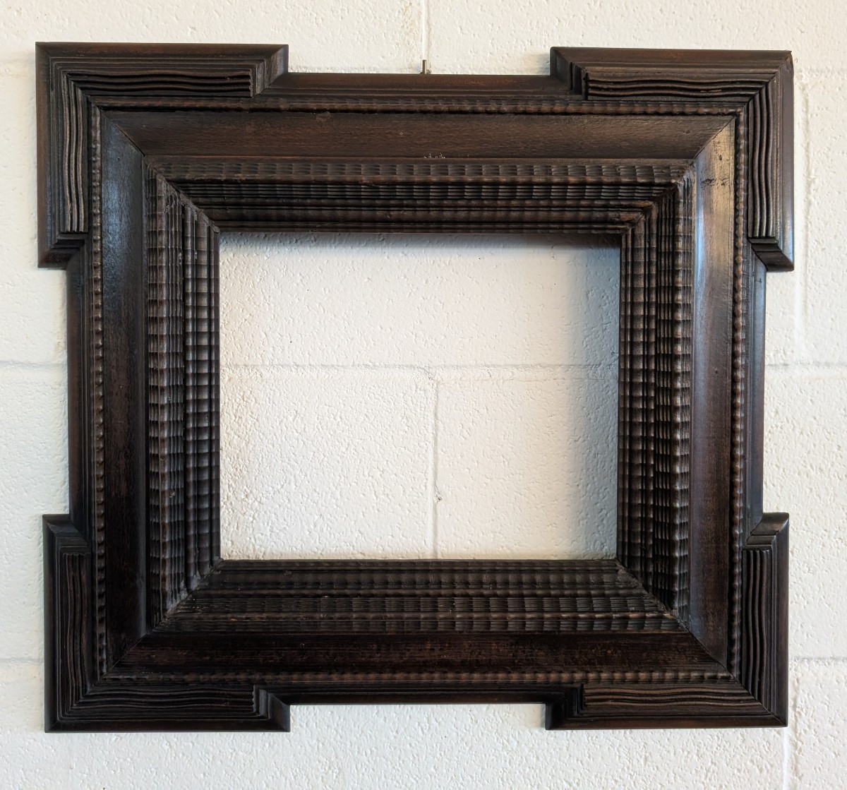 Cornice Guilloché in Legno – Fine Ottocento